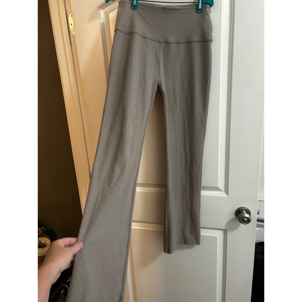 Beyond Yoga Spacedye High Waisted Flare Leggings Taupe Brown XL Made in USA - Picture 5 of 7